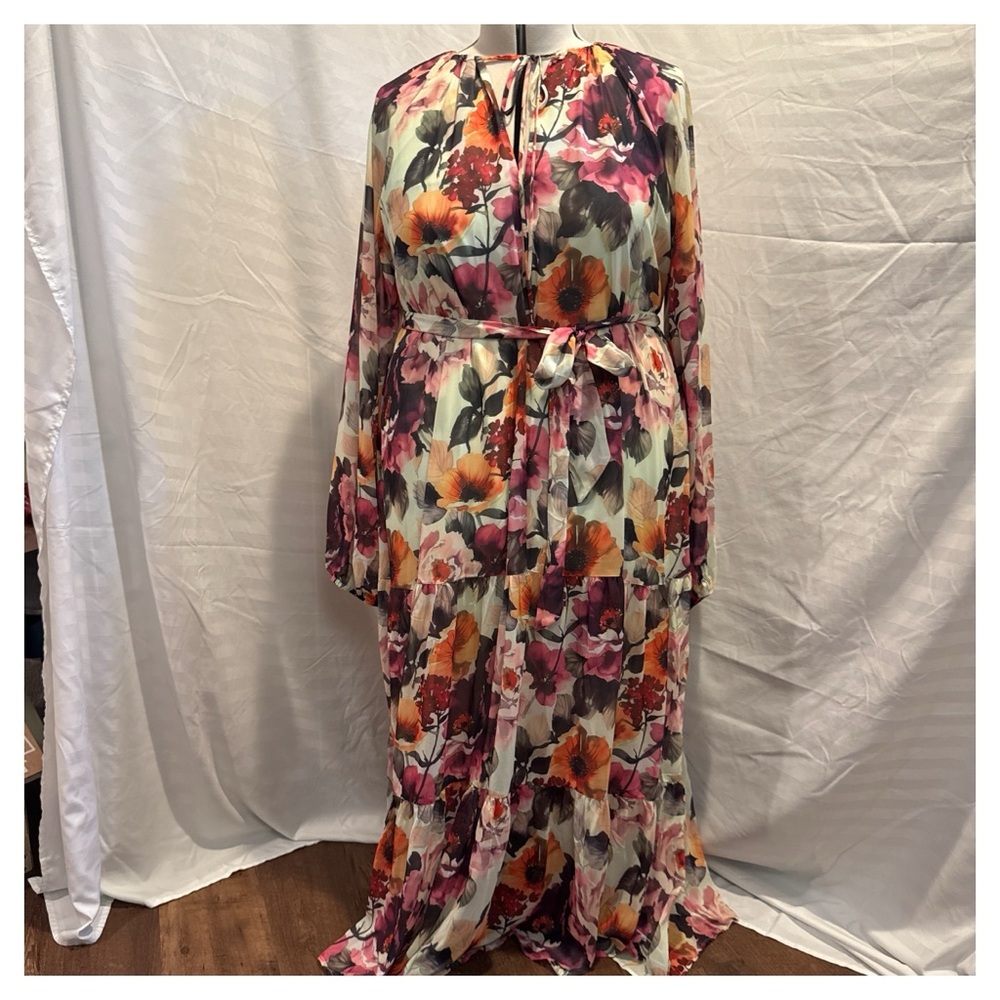 Ivy City Co Imogen dress in Green floral, 2x NWOT